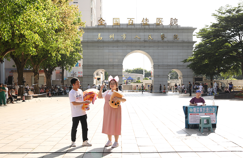 節(jié)目二：孕育新希望 倡導(dǎo)自然分娩1000.jpg